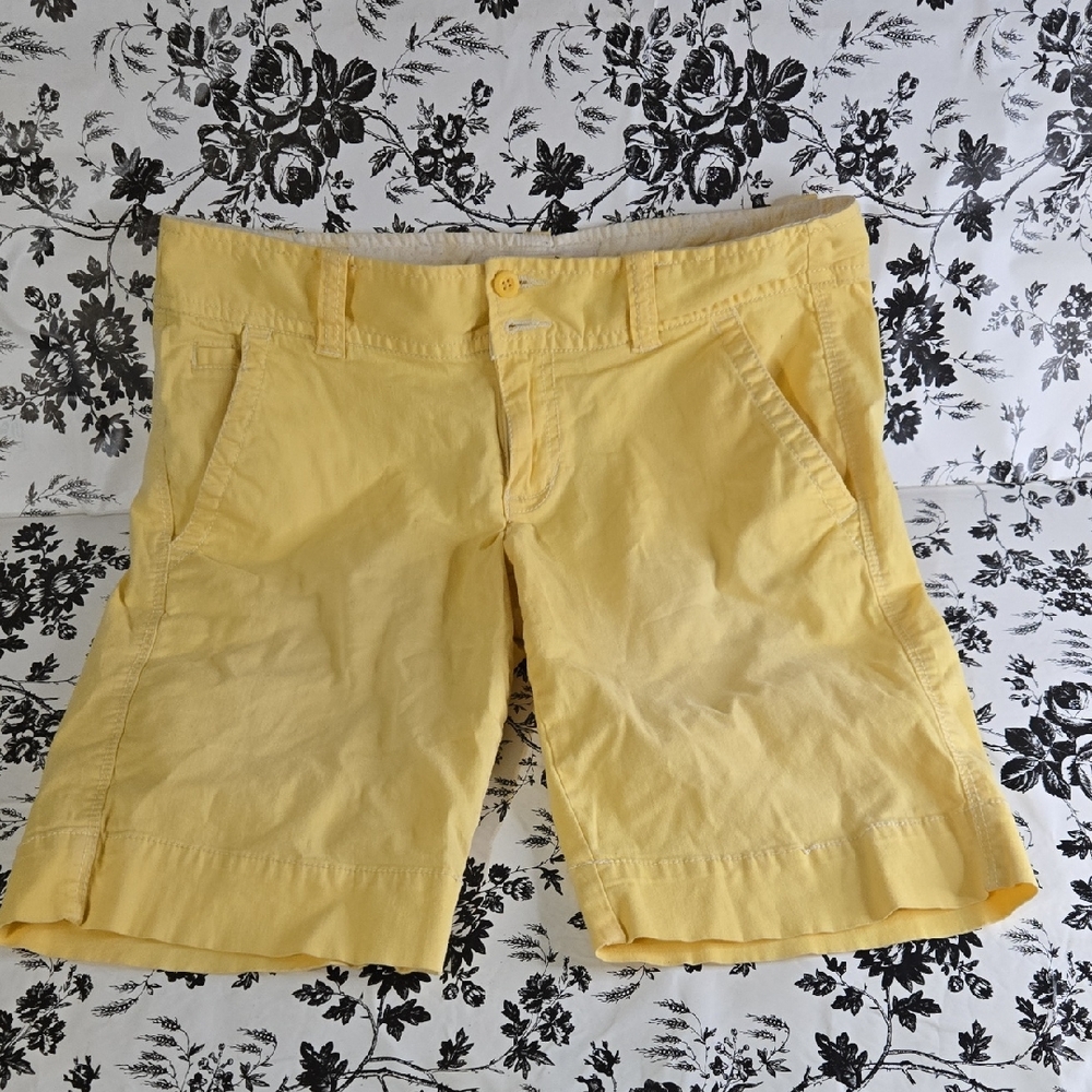 Aeropostale Yellow Flat Front Shorts M8